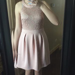 Light pink dress size 8